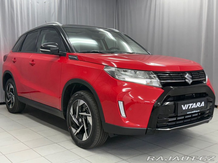 Suzuki Vitara 1,4 Elegance 4x4. Zimní k 2026