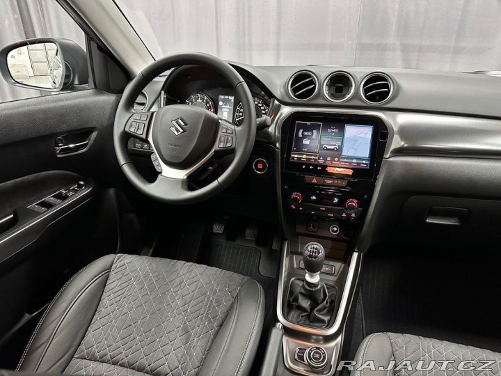 Suzuki Vitara 1,4 Elegance 4x4. Zimní k 2026