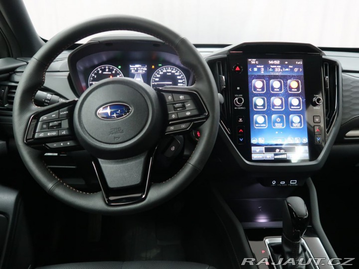 Subaru Forester TOURING  4X4. REZERVACE. 2025