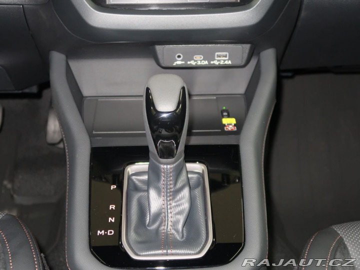 Subaru Forester TOURING  4X4. REZERVACE. 2025
