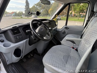 Ford Transit Bus - 9 míst 2013