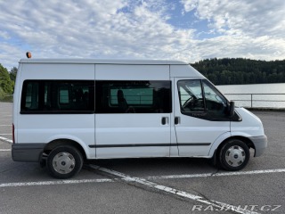 Ford Transit Bus - 9 míst 2013