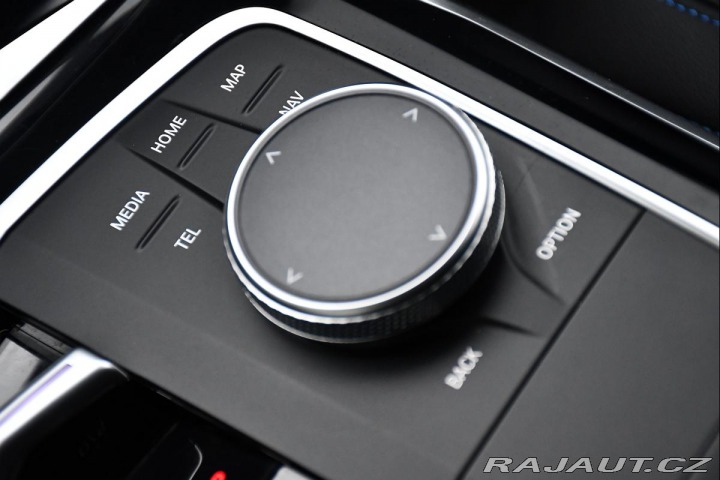 BMW 3 320d xD MSPORT PANO REZER 2023