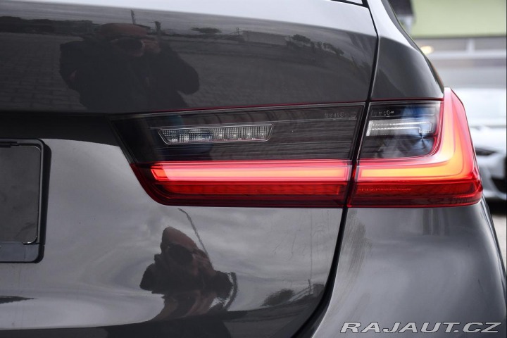 BMW 3 320d xD MSPORT PANO NTOP 2023