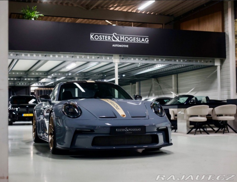 Porsche 911 992 GT3 Touring | Arctic