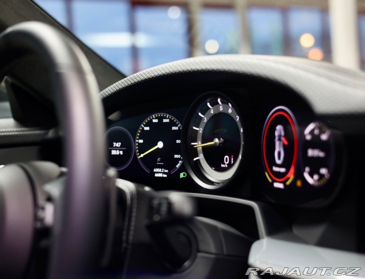Porsche 911 992 GT3 Touring | Arctic 2024