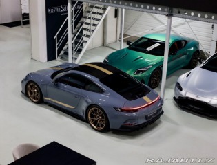 Porsche 911 992 GT3 Touring | Arctic 2024