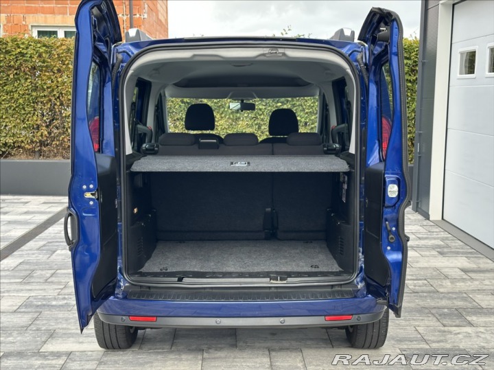 Fiat Dobló 1,6 MJT 105PS Emotion Pa 2012