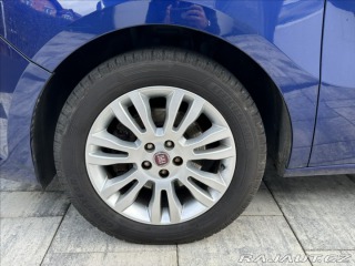 Fiat Dobló 1,6 MJT 105PS  Emotion Pa 2012