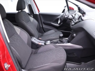 Peugeot 2008 1,2 PT 61kW CZ Klima Pano 2019