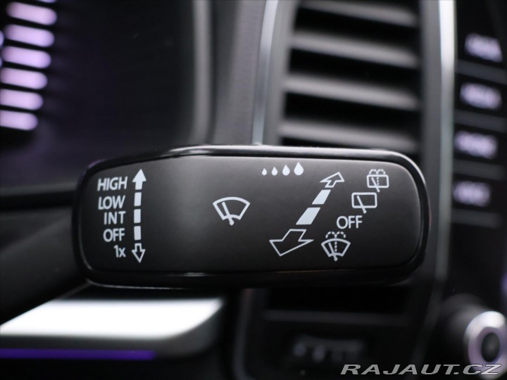 Škoda Karoq 2,0 TDI DSG LED Kessy 2021