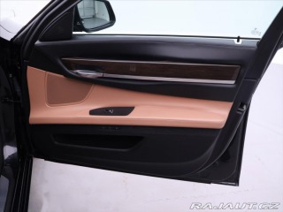 BMW 7 4,4 750 Li xDrive 300kW 2012