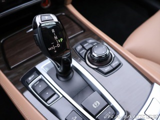 BMW 7 4,4 750 Li xDrive 300kW 2012