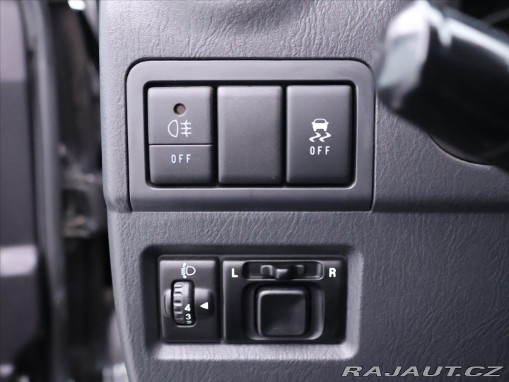 Suzuki Jimny 1,3 i 62kW Klima 4x4 Serv 2015