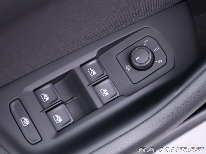 Volkswagen Passat 1,5 TSI 110 kW DSG CZ Bus 2022