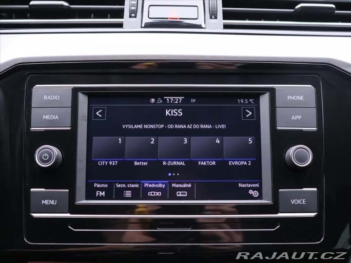 Volkswagen Passat 1,5 TSI 110 kW DSG CZ Bus 2022