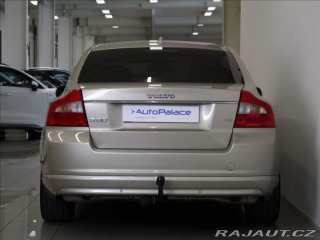 Volvo S80 3,2 R6 238koní AT R19 TZ 2008