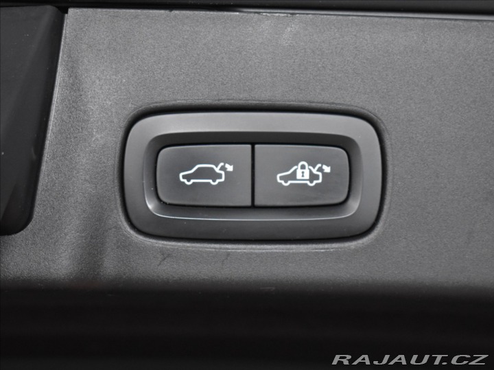 Volvo V90 2,0 CC PRO Ventilace,Pano 2020