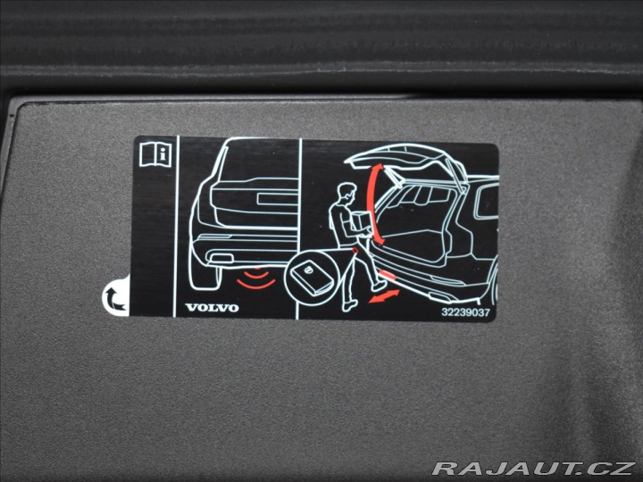 Volvo V90 2,0 CC PRO Ventilace,Pano 2020