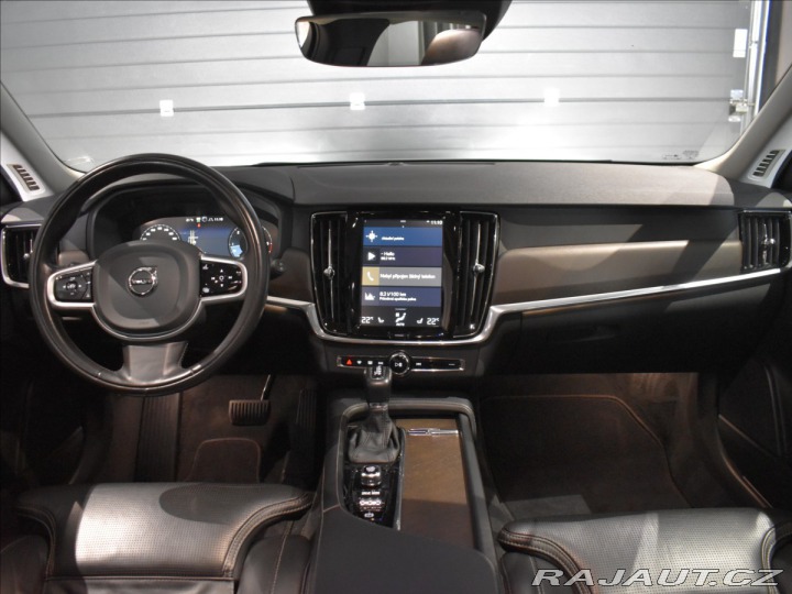Volvo V90 2,0 CC PRO Ventilace,Pano 2020