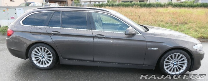 BMW 5 3,0 530d F11 180kW manu 2011