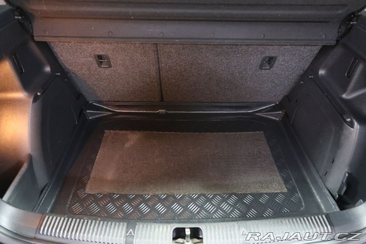 Škoda Fabia 1.2HTP,CZ,Manuál 2011