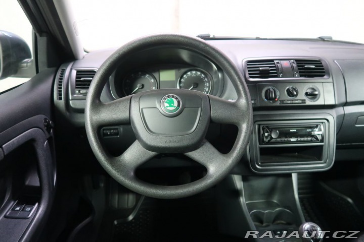 Škoda Fabia 1.2HTP,CZ,Manuál 2011
