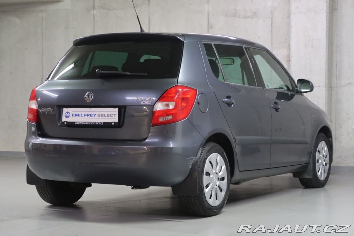 Škoda Fabia 1.2HTP,CZ,Manuál 2011