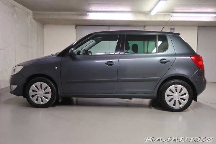 Škoda Fabia 1.2HTP,CZ,Manuál 2011