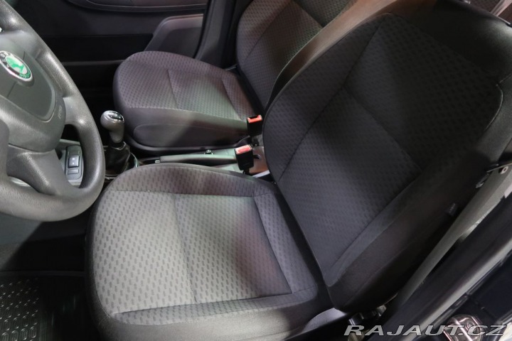 Škoda Fabia 1.2HTP,CZ,Manuál 2011