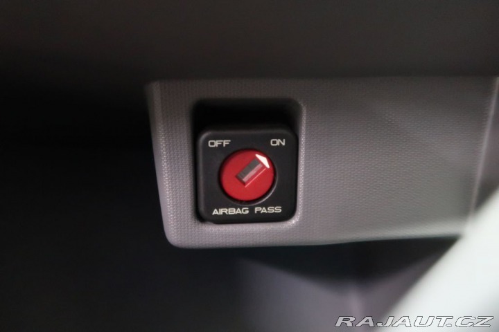 Peugeot 107 1.0i,CZ,50kW,Manuál 2010