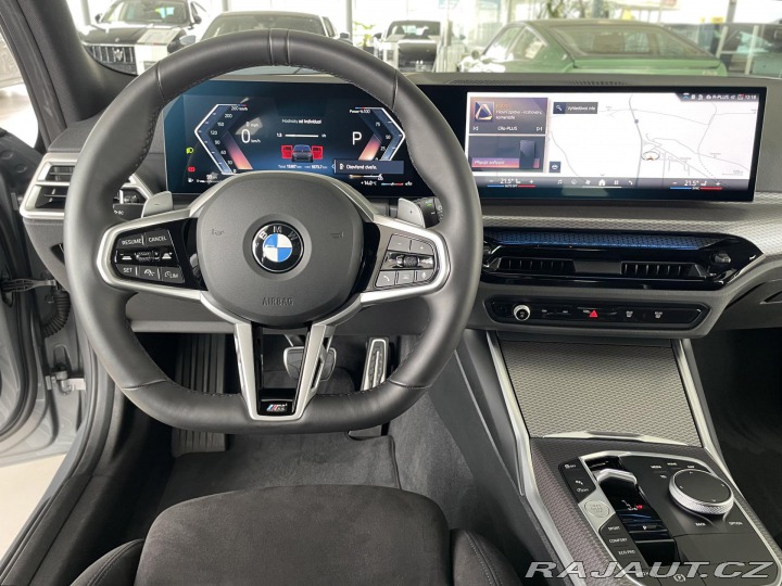 BMW 3 330i xDrive*M-SPORT*Distr 2025