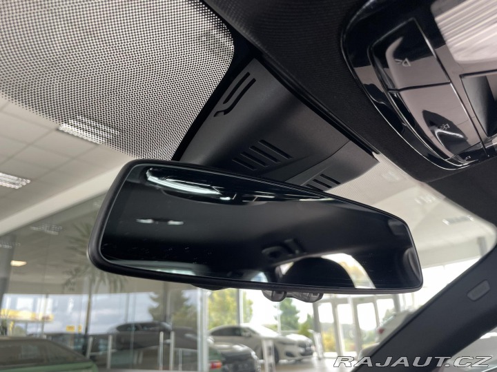 BMW 3 330i xDrive*M-SPORT*REZER 2025