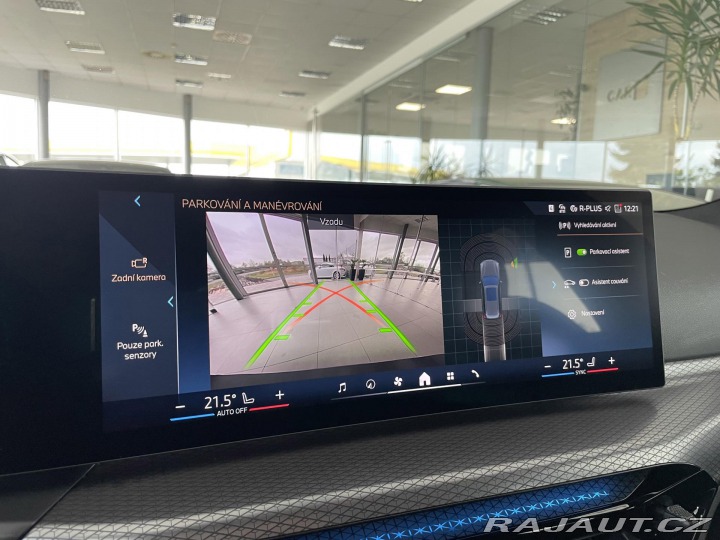 BMW 3 330i xDrive*M-SPORT*REZER 2025