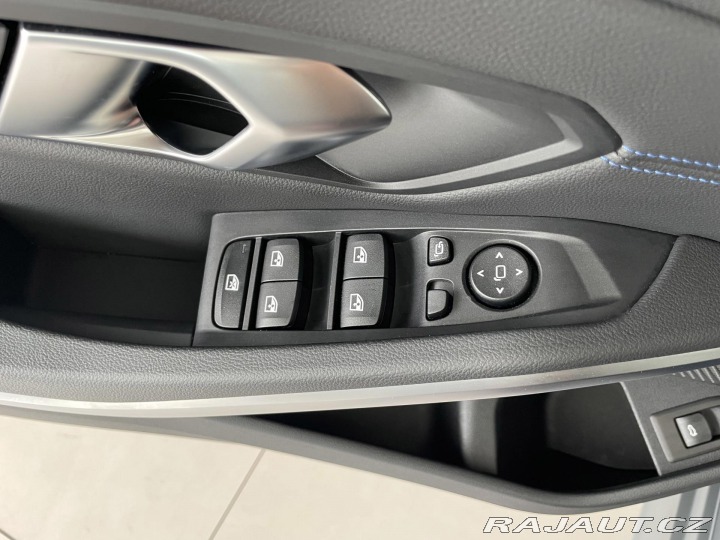 BMW 3 330i xDrive*M-SPORT*REZER 2025