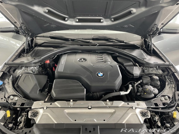 BMW 3 330i xDrive*M-SPORT*Distr 2025