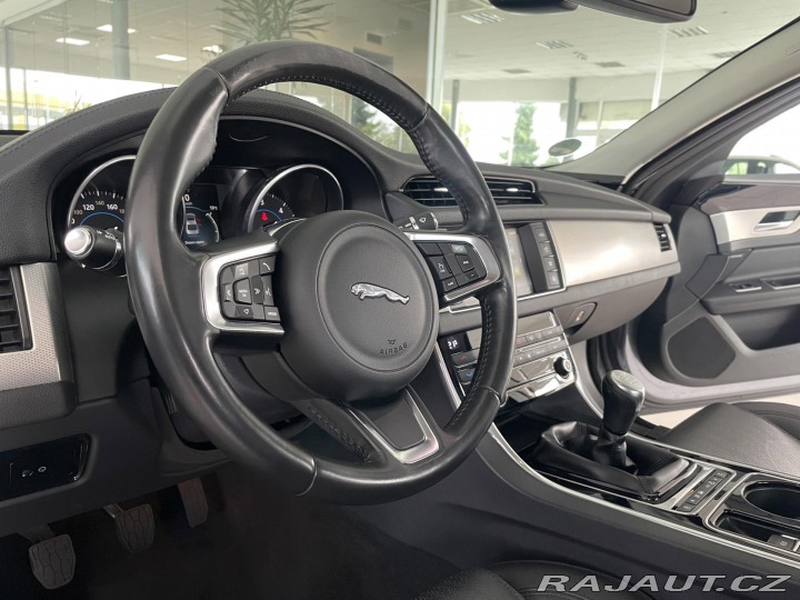 Jaguar XF 20d Prestige*Meridian*Top 2017