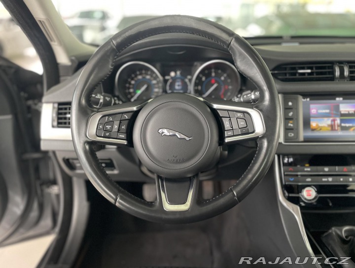 Jaguar XF 20d Prestige*Meridian*Top 2017