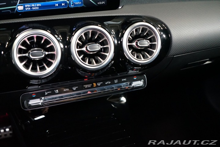 Mercedes-Benz CLA 200d*AMG*NIGHT*TAŽNÉ*DIST 2024
