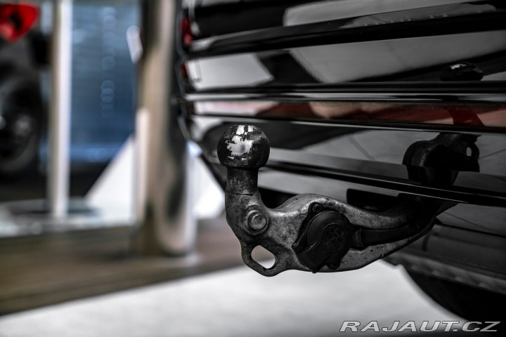 Volkswagen Touareg R-line 4M 210kW IQ-Light 1800