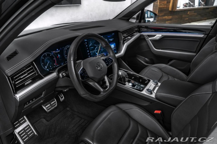 Volkswagen Touareg R-line 4M 210kW IQ-Light 1800