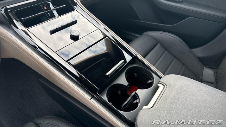 Porsche Panamera 4 2023