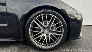 Porsche Panamera 4 2023