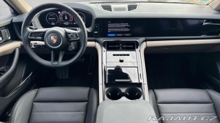 Porsche Panamera 4 2023