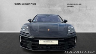 Porsche Panamera 4 2023