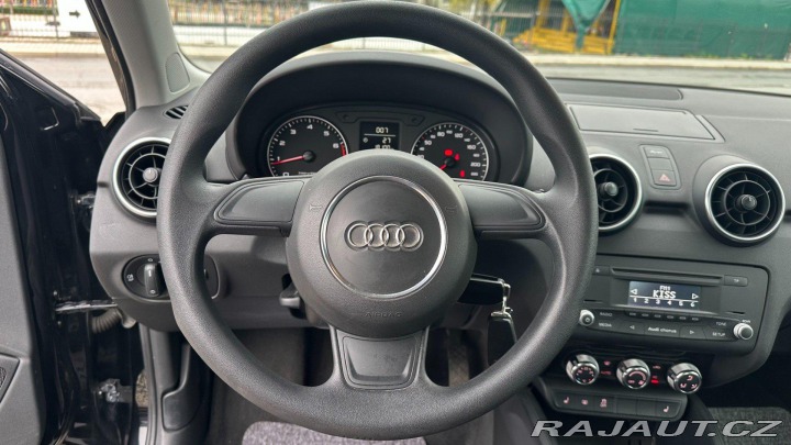 Audi A1 1.2TFSI 63kW REZERVOVANO 2012