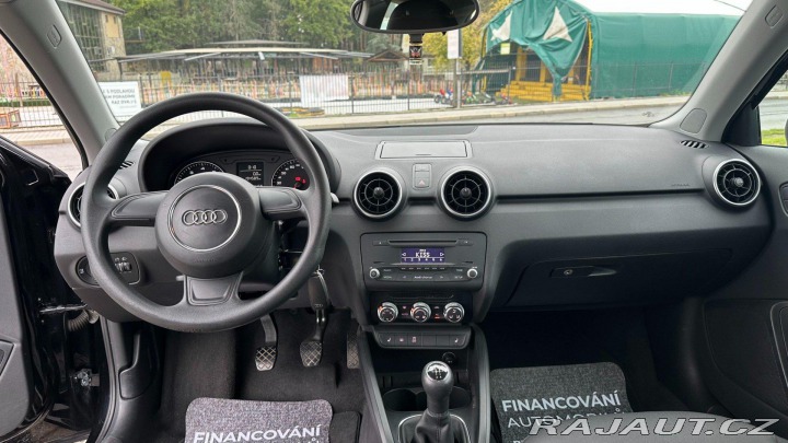 Audi A1 1.2TFSI 63kW REZERVOVANO 2012
