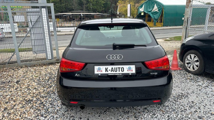 Audi A1 1.2TFSI 63kW REZERVOVANO 2012