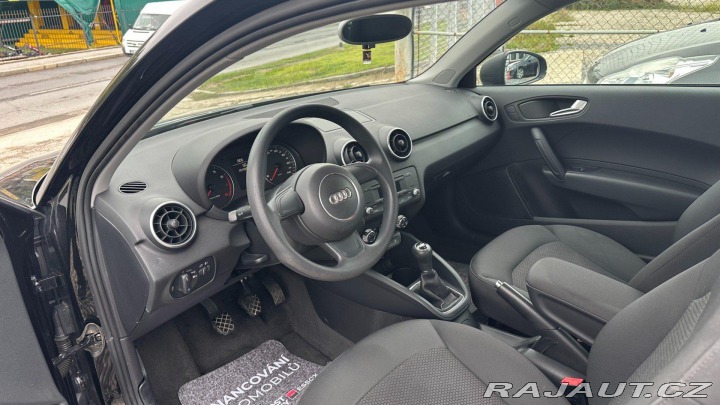 Audi A1 1.2TFSI 63kW REZERVOVANO 2012