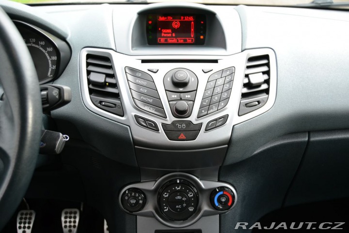 Ford Fiesta 1.25i 16V 60kW Color Edit 2010